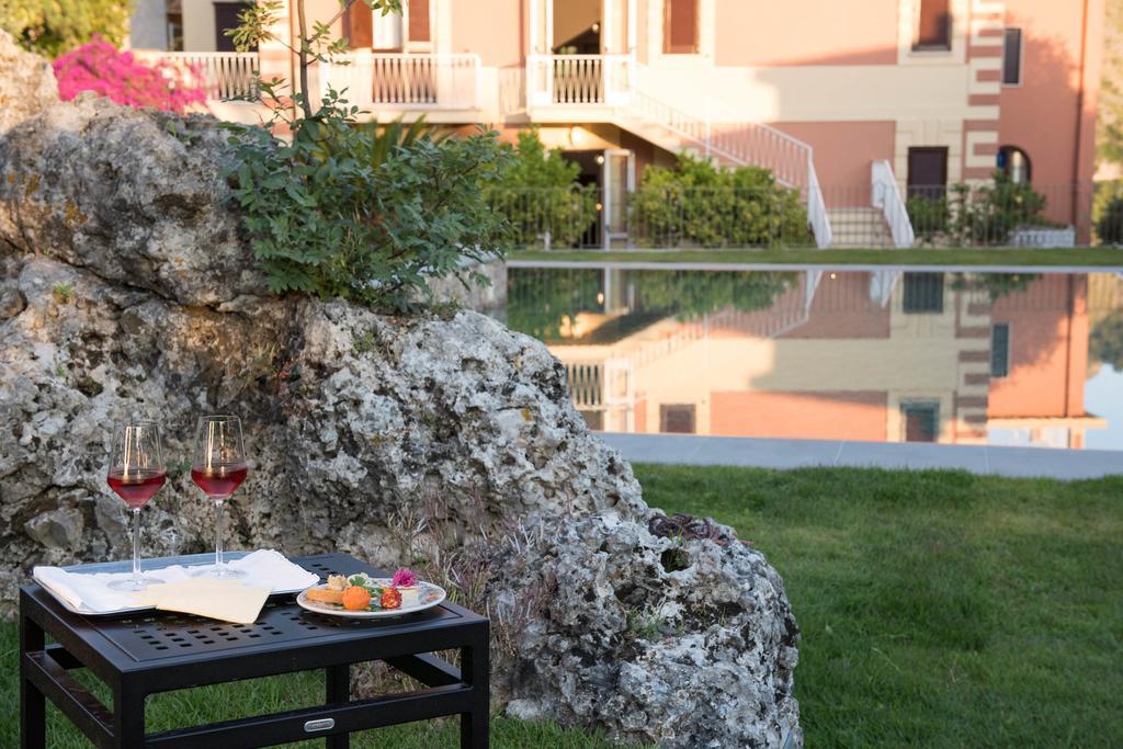 מראטיאה Romantic Hotel & Restaurant Villa Cheta Elite מראה חיצוני תמונה